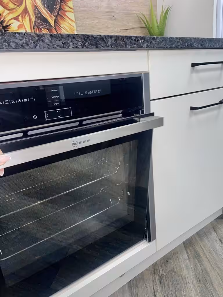 | Kitchen Showroom image00002