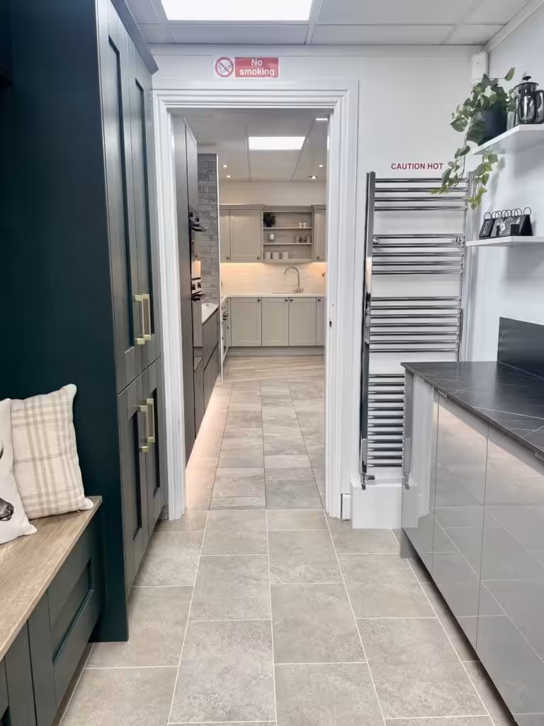 | Kitchen Showroom image00008