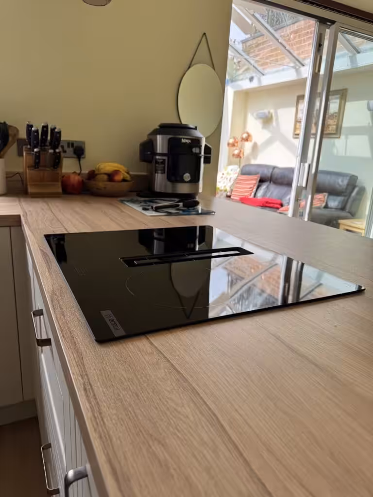 Recent Projects | A Beautiful Kitchen Installation in Redditch Recent Projects | A Beautiful Kitchen Installation in Redditch