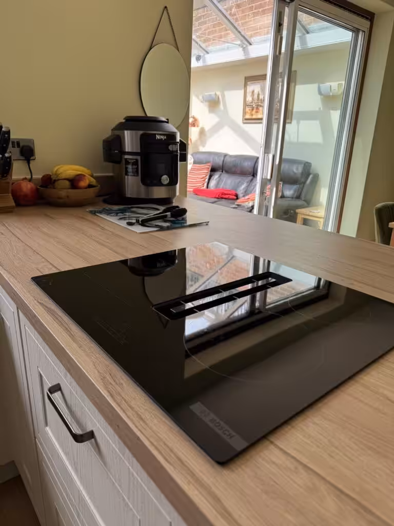 Recent Projects | A Beautiful Kitchen Installation in Redditch Recent Projects | A Beautiful Kitchen Installation in Redditch