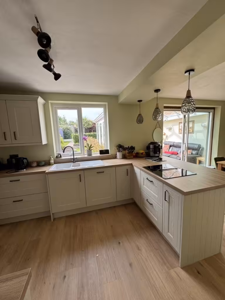 Recent Projects | A Beautiful Kitchen Installation in Redditch Recent Projects | A Beautiful Kitchen Installation in Redditch