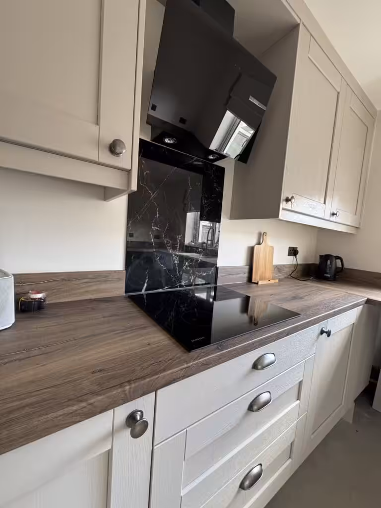 Recent Projects | Elegant Kitchen – Designed, Supplied & Installed in Redditch Recent Projects | Elegant Kitchen – Designed, Supplied & Installed in Redditch