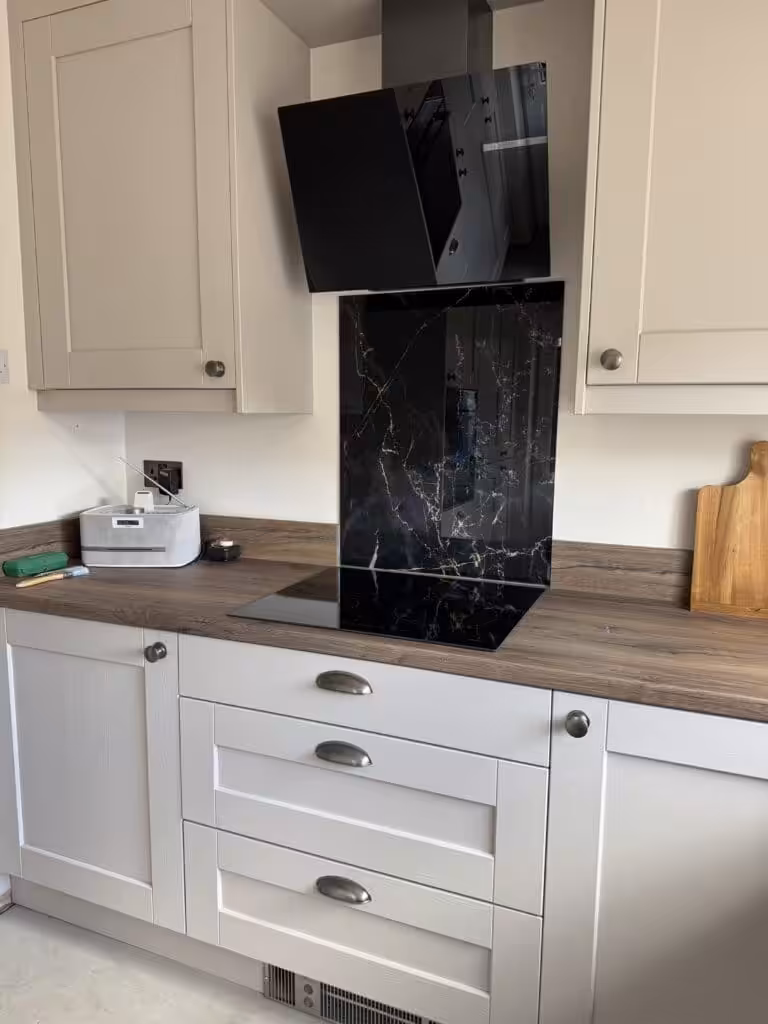 Recent Projects | Elegant Kitchen – Designed, Supplied & Installed in Redditch Recent Projects | Elegant Kitchen – Designed, Supplied & Installed in Redditch