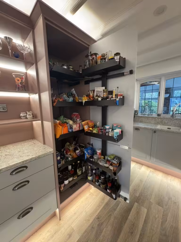 Recent Projects | A Stunning Return Transformation: From Dated to a Family-Approved “Barbie Dream” Kitchen Recent Projects | A Stunning Return Transformation: From Dated to a Family-Approved “Barbie Dream” Kitchen