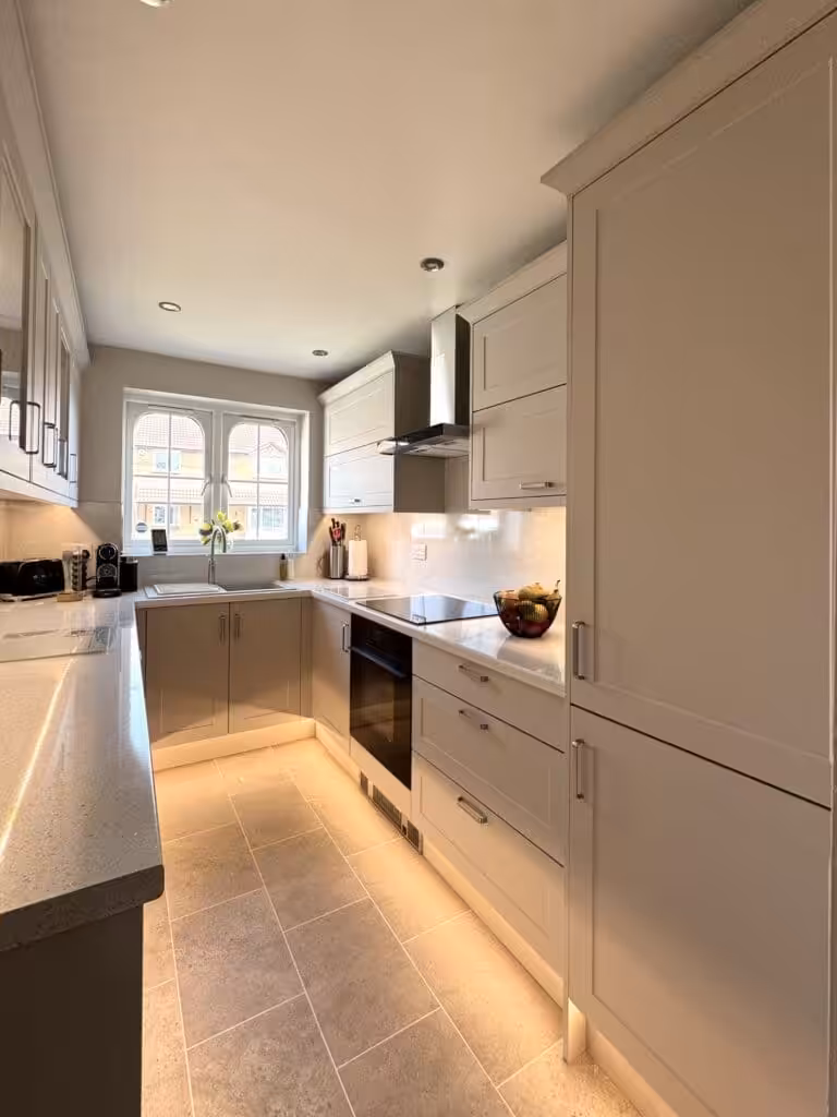 Kitchen Tips | 5 Hacks to Make Your Kitchen Feel Larger Kitchen Tips | 5 Hacks to Make Your Kitchen Feel Larger