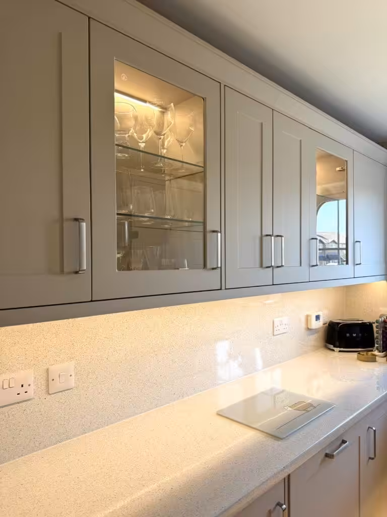 Kitchen Tips | 5 Hacks to Make Your Kitchen Feel Larger Kitchen Tips | 5 Hacks to Make Your Kitchen Feel Larger