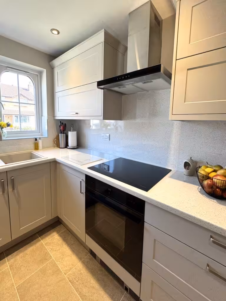 Kitchen Tips | 5 Hacks to Make Your Kitchen Feel Larger Kitchen Tips | 5 Hacks to Make Your Kitchen Feel Larger
