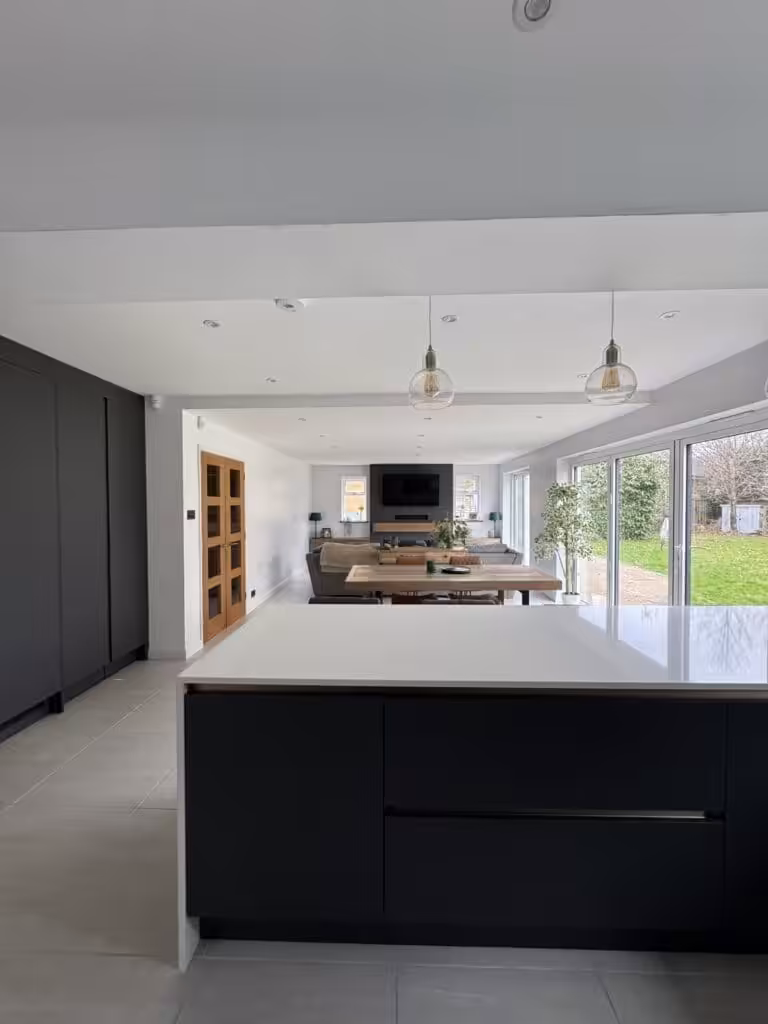 Kitchen Tips | Why Open-Plan Kitchens Continue to Grow in Popularity Across the UK Kitchen Tips | Why Open-Plan Kitchens Continue to Grow in Popularity Across the UK