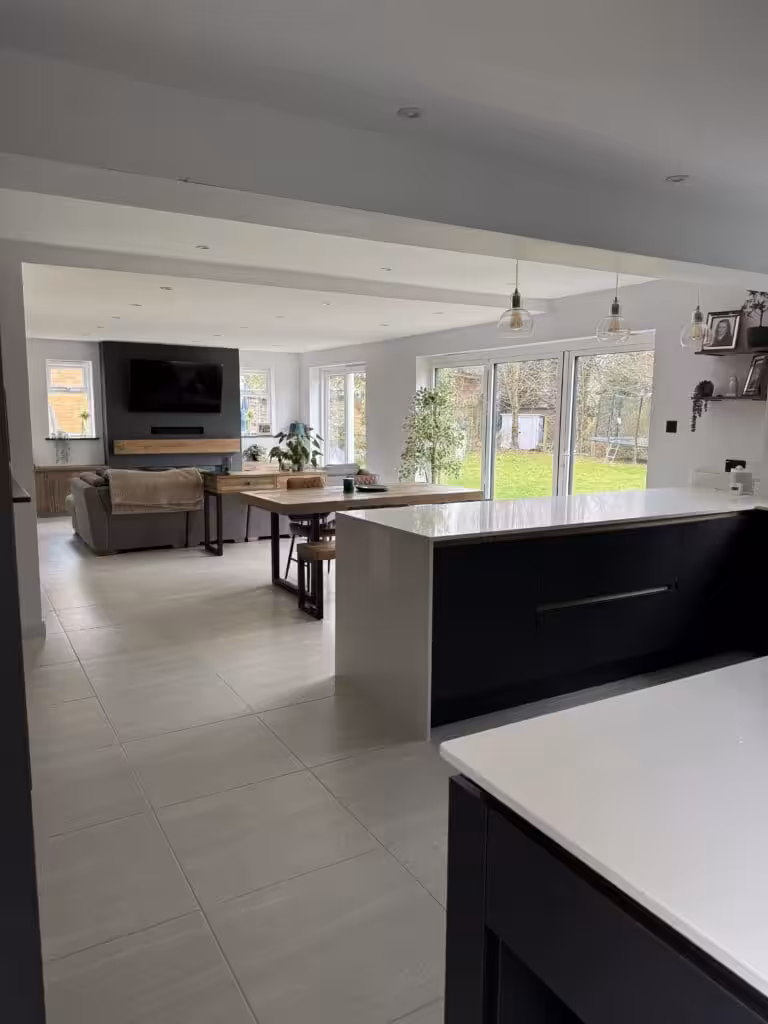 Kitchen Tips | Why Open-Plan Kitchens Continue to Grow in Popularity Across the UK Kitchen Tips | Why Open-Plan Kitchens Continue to Grow in Popularity Across the UK